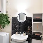 Daire L'elegant - T2 - 10 Min Aeroport - Parking Prive *