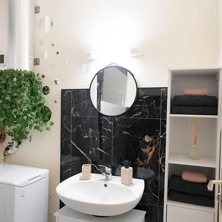 Daire L'elegant - T2 - 10 Min Aeroport - Parking Prive *