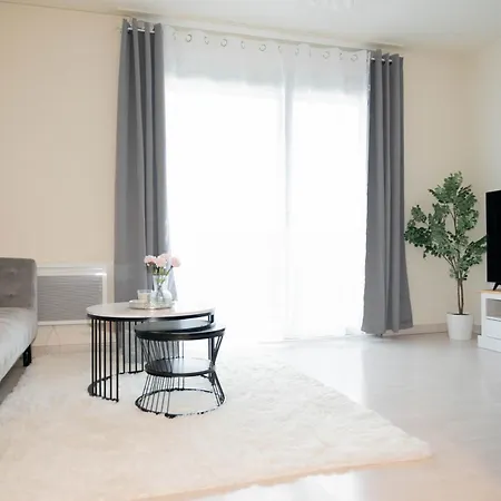 L'elegant - T2 - 10 Min Aeroport - Parking Prive * Lingolsheim