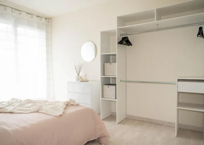 L'elegant - T2 - 10 Min Aeroport - Parking Prive Lingolsheim